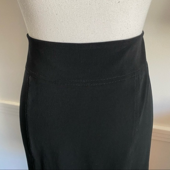 Chico’s • Solid Black Stretchy Pencil Skirt - Picture 3 of 5
